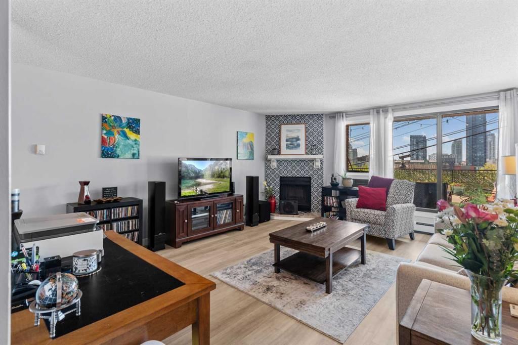 102, 333 2 Avenue NE, Calgary — main listing photo