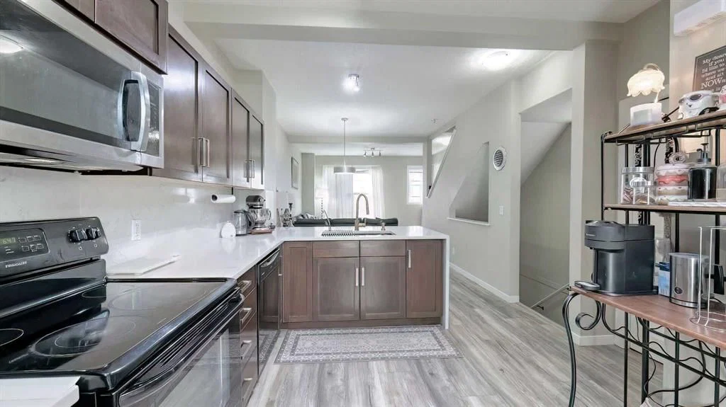 54 New Brighton Point SE, Calgary — photo 5 of 27
