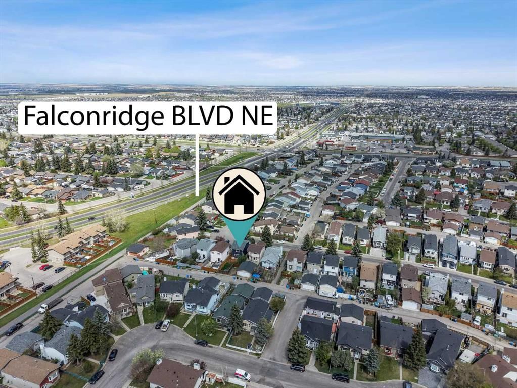 63 Falmere Way NE, Calgary — photo 4 of 42