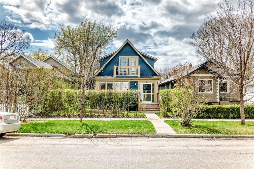 211 10 Avenue NE, Calgary — photo 3 of 47