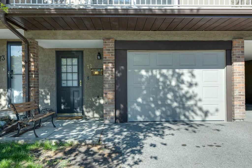 72, 1055 72 Avenue NW, Calgary — photo 2 of 28