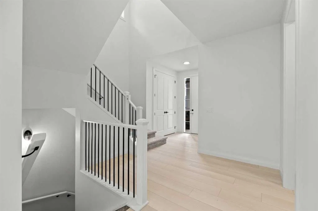 278 Creekstone Hill SW, Calgary — photo 3 of 50