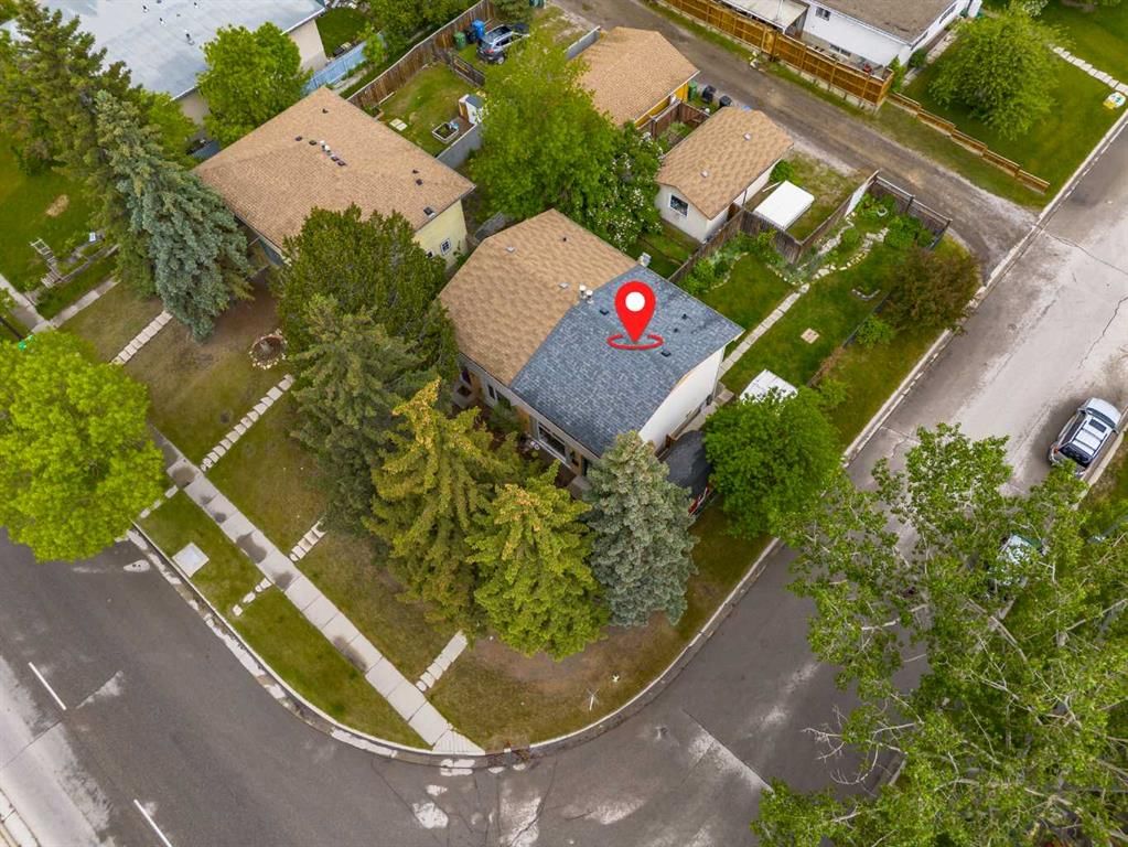 5202 Dalhousie Drive NW, Calgary — photo 2 of 31