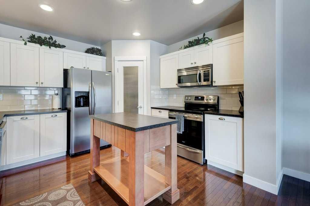 88 Copperstone Gate SE, Calgary — photo 4 of 32