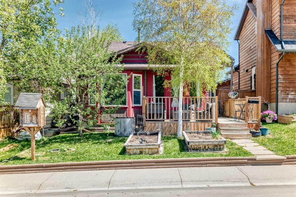 52 Beacham Road NW, Calgary — main listing photo