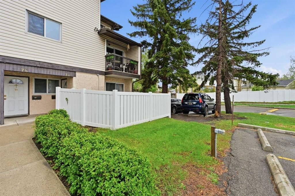 76, 3745 Fonda Way SE, Calgary — main listing photo