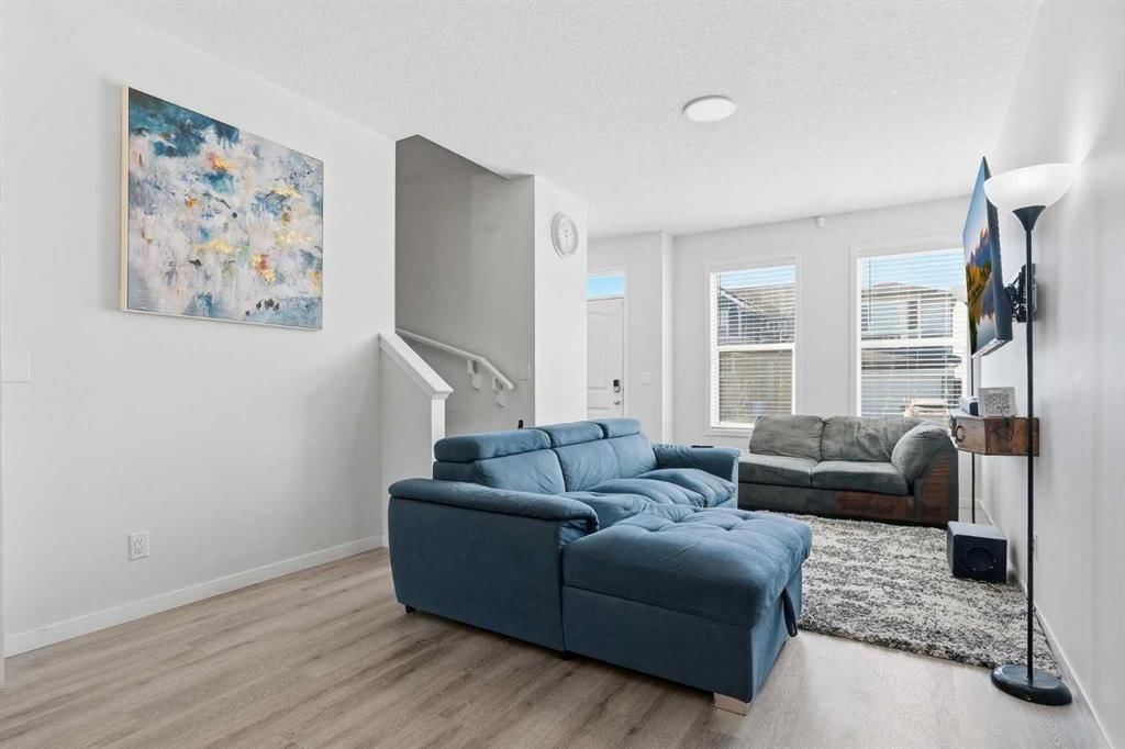 200 Corner Meadows Way NE, Calgary — photo 4 of 32
