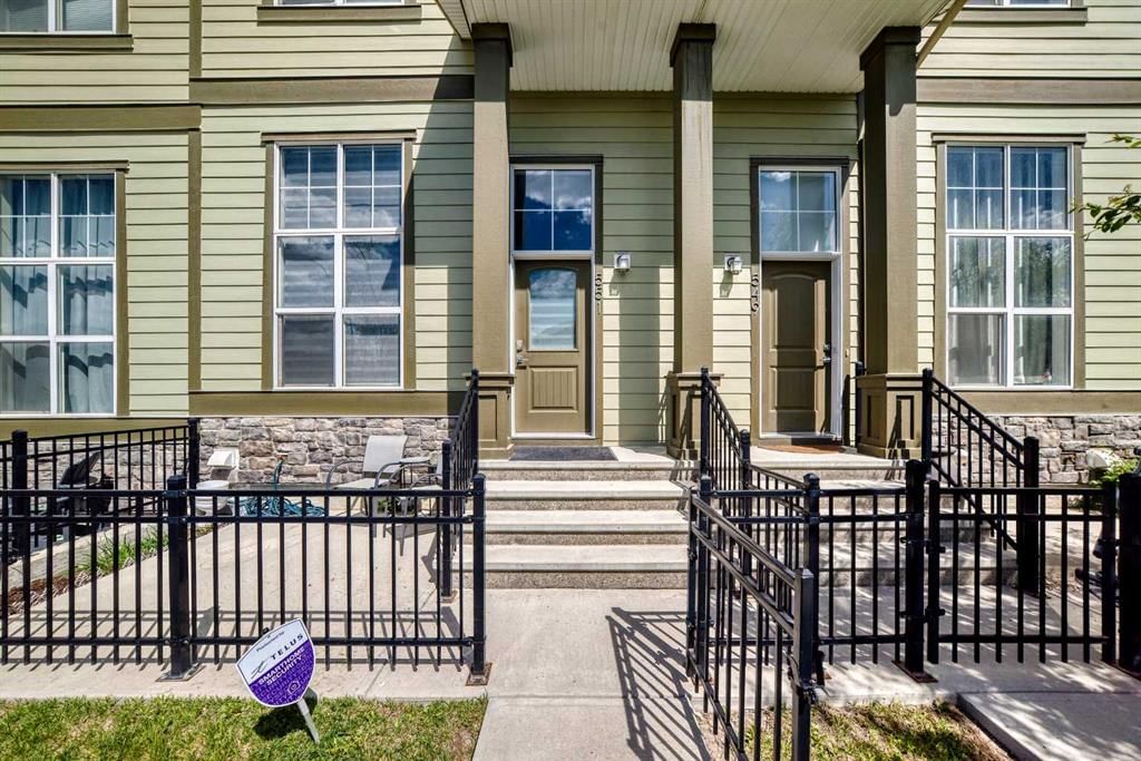551 Evanston Link NW, Calgary — photo 2 of 42