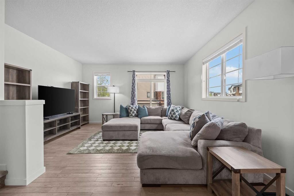 134 Walden Circle SE, Calgary — photo 5 of 43