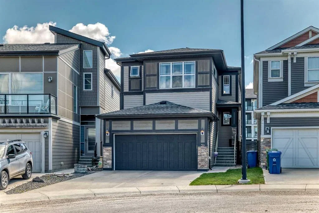 39 Sage Bluff Mews NW, Calgary — main listing photo