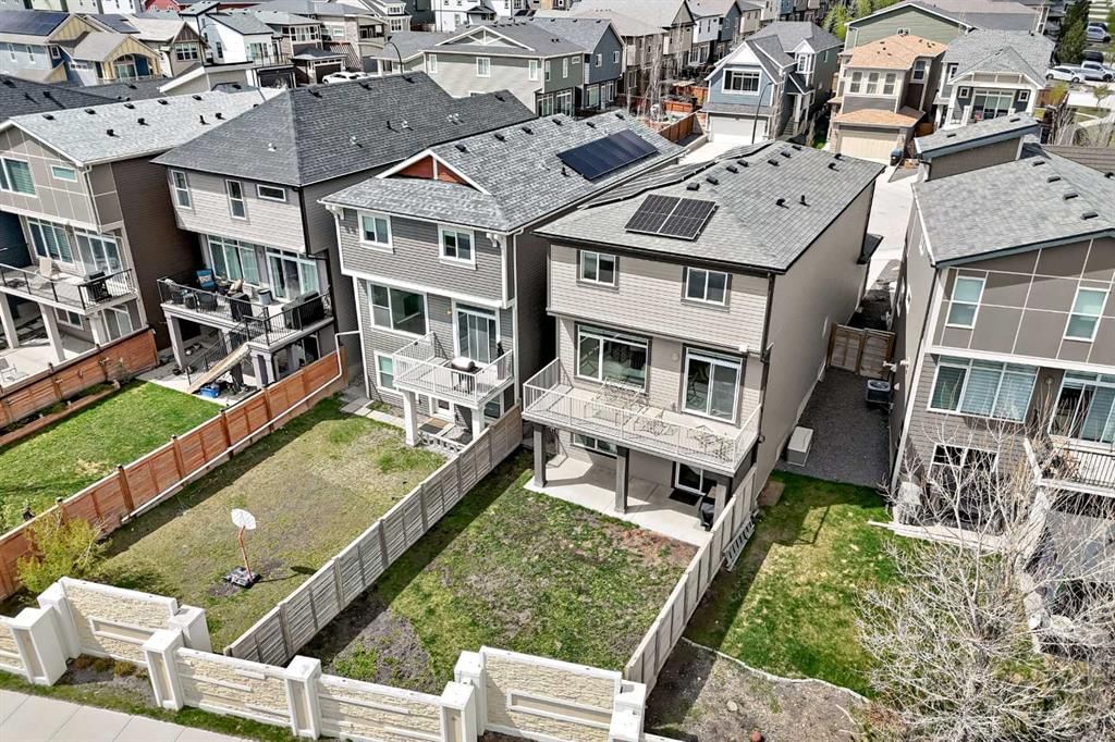 39 Sage Bluff Mews NW, Calgary — photo 3 of 44