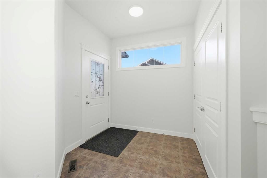 59 Redstone Park NE, Calgary — photo 4 of 50