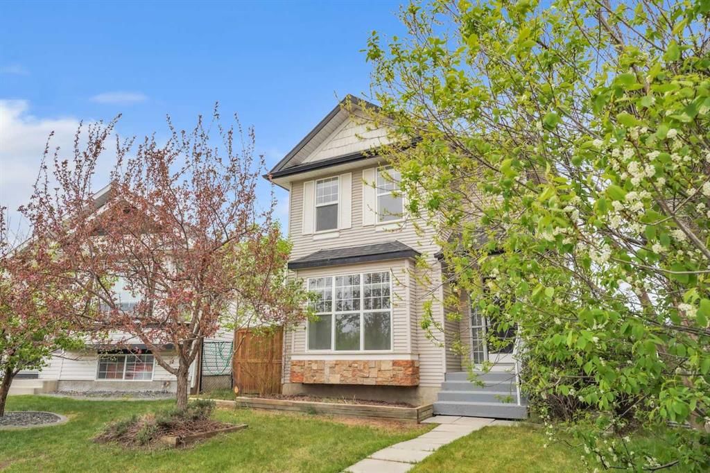 141 Cramond Close SE, Calgary — main listing photo