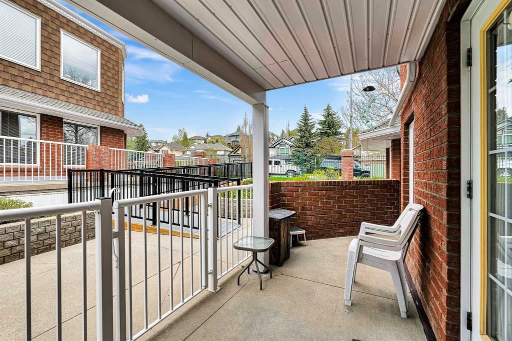 3206, Sienna Park Green SW, Calgary — photo 5 of 20