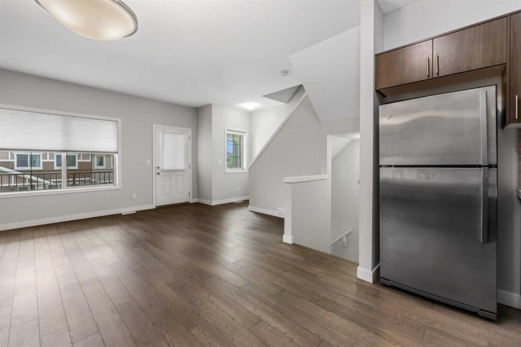 1010, 250 Sage Valley Road NW, Calgary — photo 3 of 32