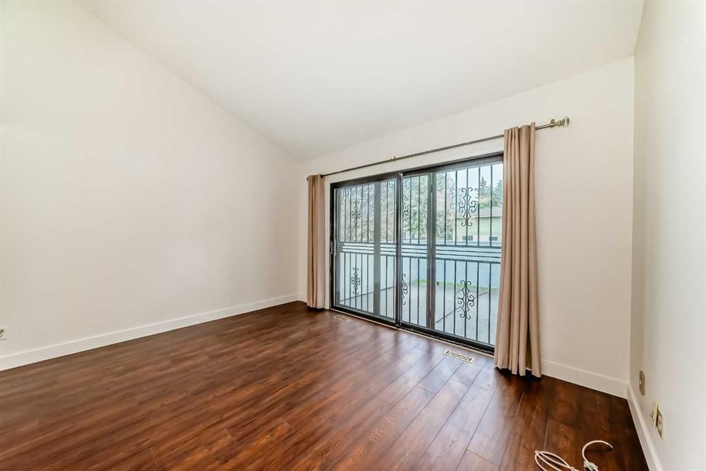 307, 2520 Palliser Drive SW, Calgary — photo 5 of 34