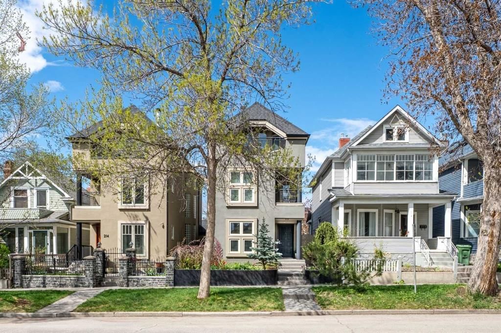 216 4 Avenue NE, Calgary — photo 5 of 49
