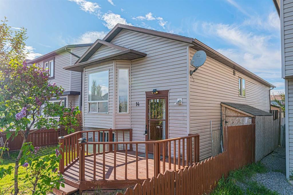 14 Martindale Mews NE, Calgary — photo 2 of 44