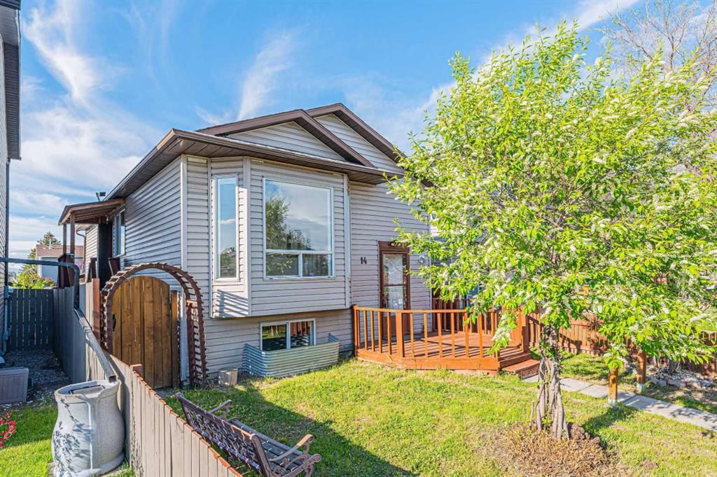 14 Martindale Mews NE, Calgary — photo 3 of 44