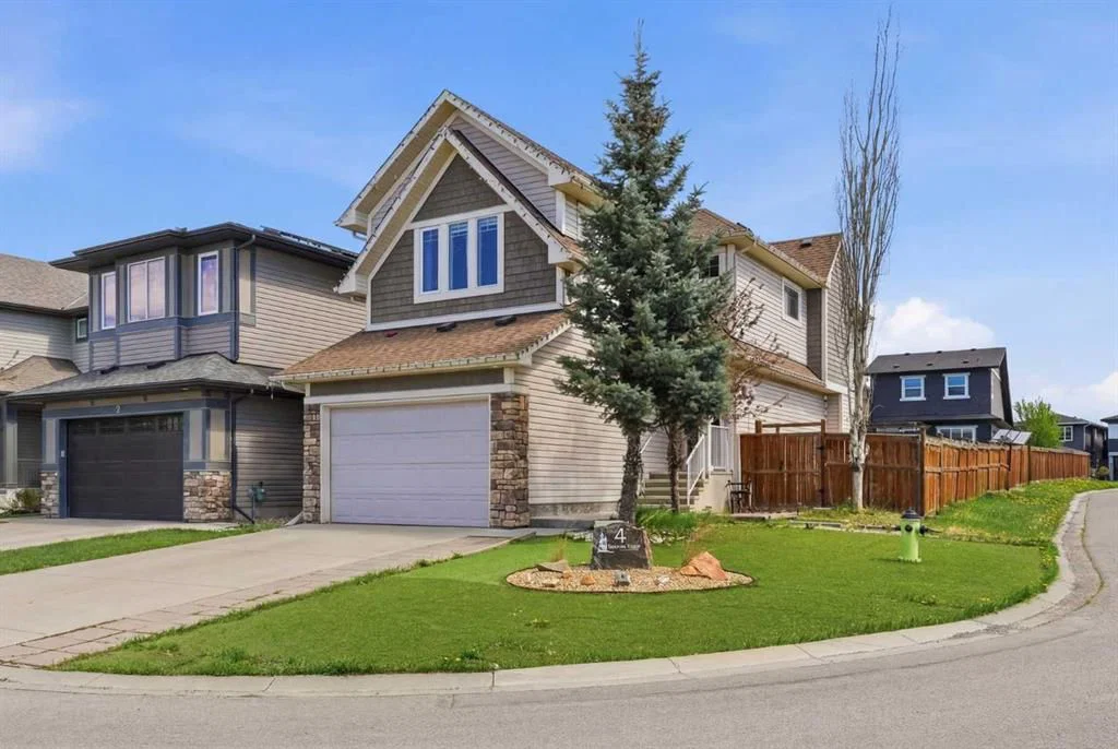 4 Panton Road NW, Calgary — main listing photo