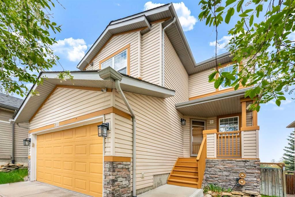 138 Panamount Crescent NW, Calgary — main listing photo