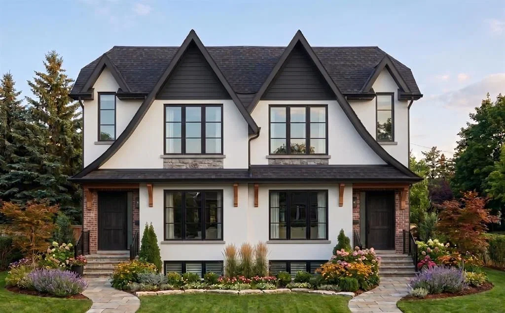 8015 34 Avenue NW, Calgary — main listing photo