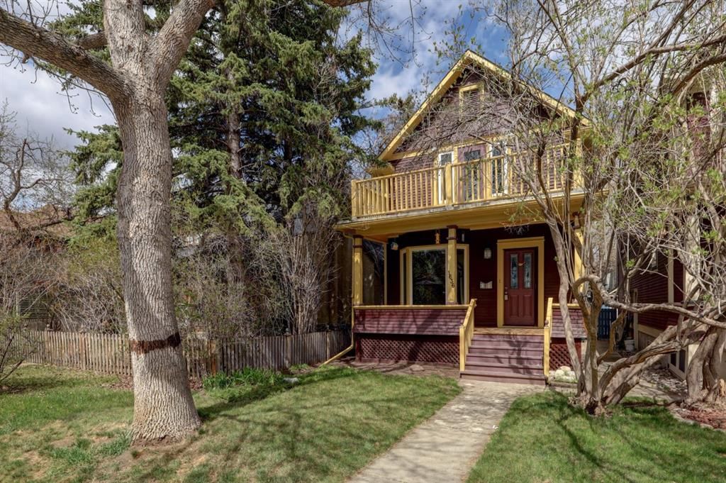 1636 Broadview Road NW, Calgary — photo 2 of 42