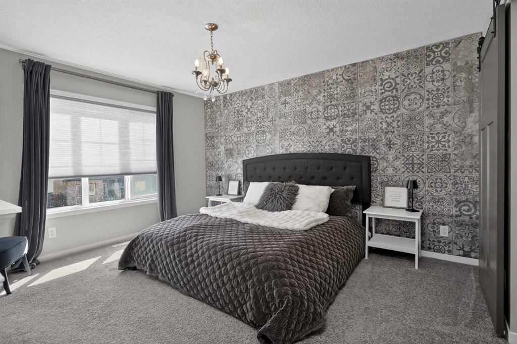 31 Lucas Boulevard NW, Calgary — photo 4 of 50