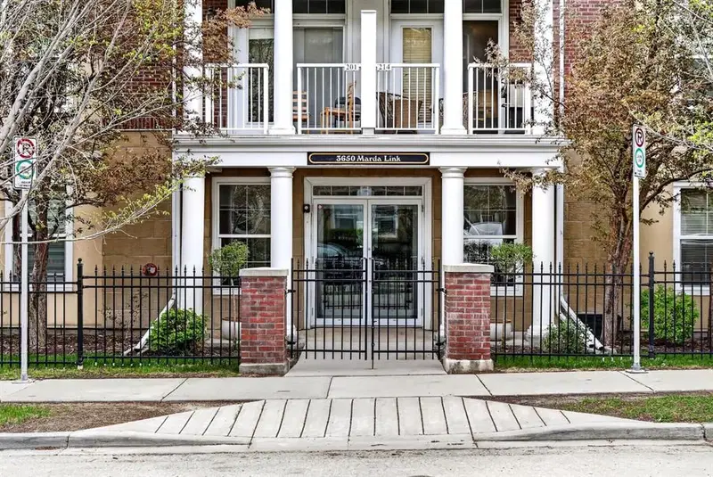 314, 3650 Marda Link SW, Calgary — photo 3 of 34