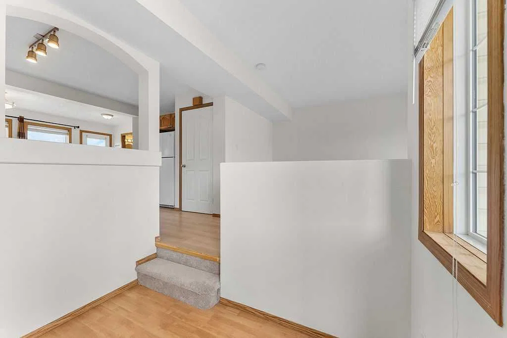 108 Everstone Rise SW, Calgary — photo 2 of 35