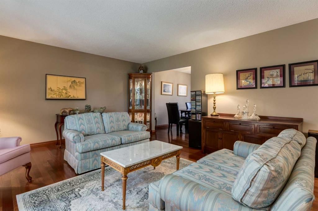 2724 Palliser Drive SW, Calgary — photo 5 of 40