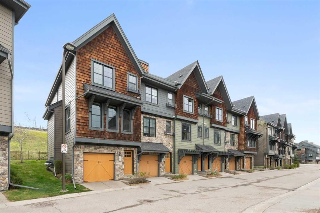 162 Ascot Point SW, Calgary — main listing photo