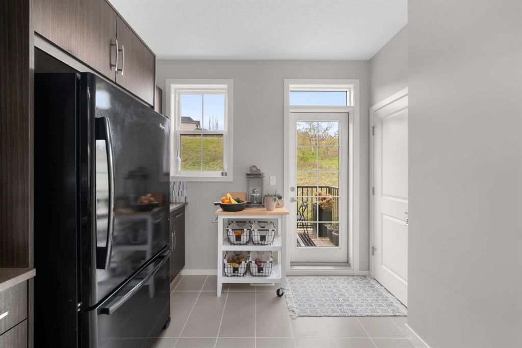 162 Ascot Point SW, Calgary — photo 4 of 34