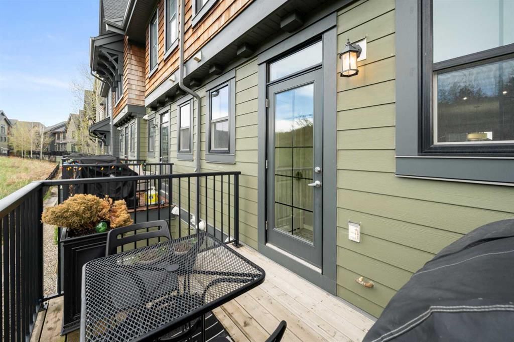 162 Ascot Point SW, Calgary — photo 5 of 34