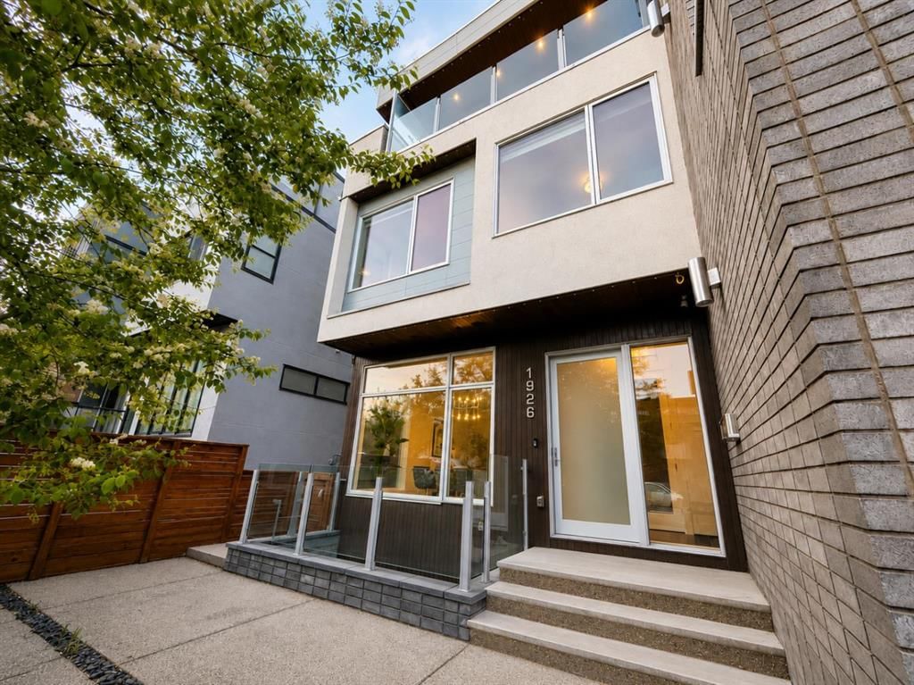 1926 27 Avenue SW, Calgary — main listing photo