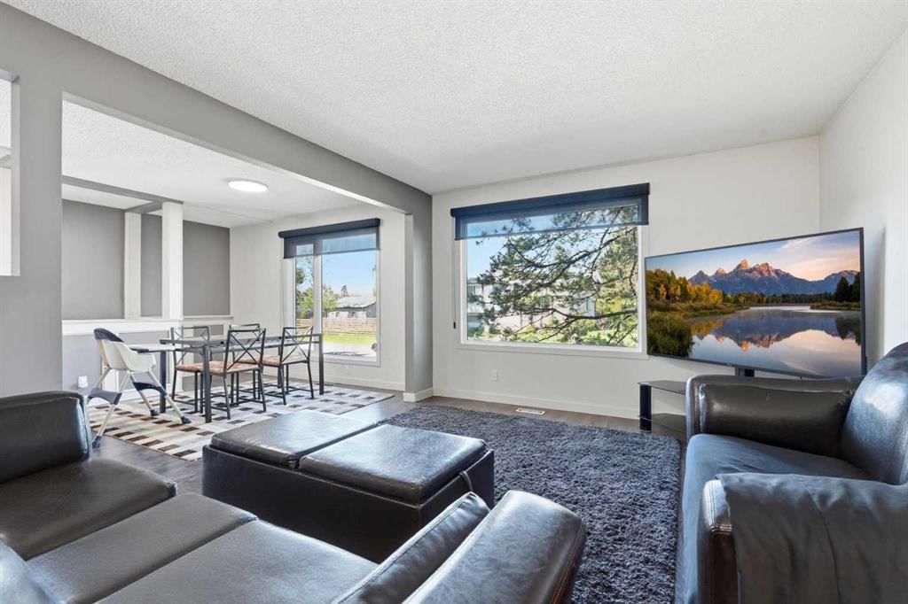 1420 Marlyn Way NE, Calgary — photo 3 of 41