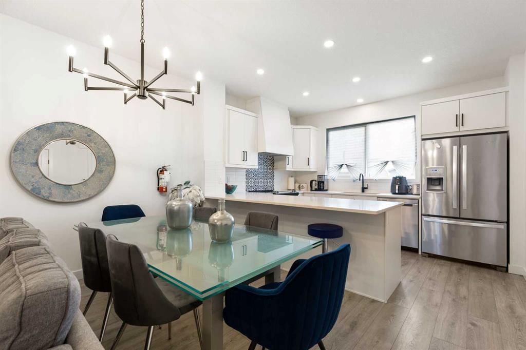 60 Belmont Villas SW, Calgary — photo 3 of 40