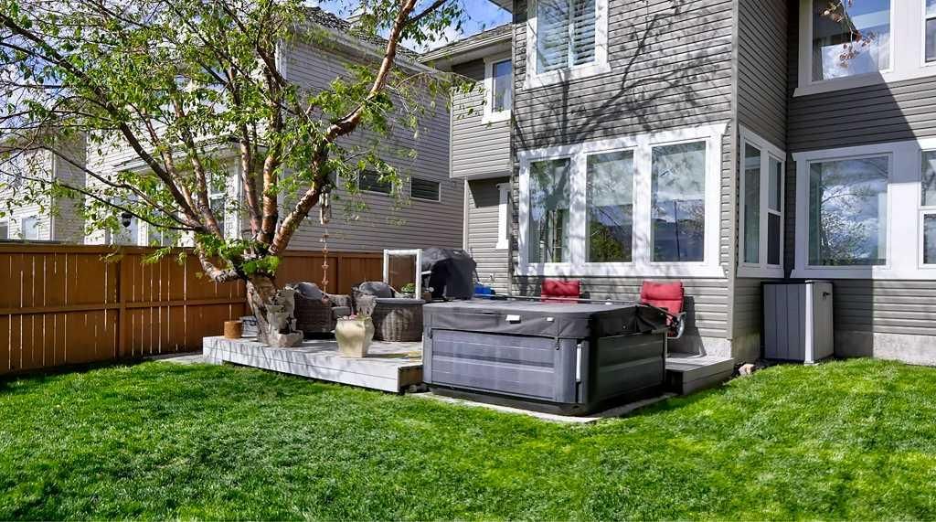 278 Mt Douglas Close SE, Calgary — photo 2 of 44
