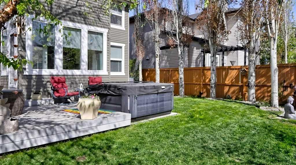 278 Mt Douglas Close SE, Calgary — photo 3 of 44