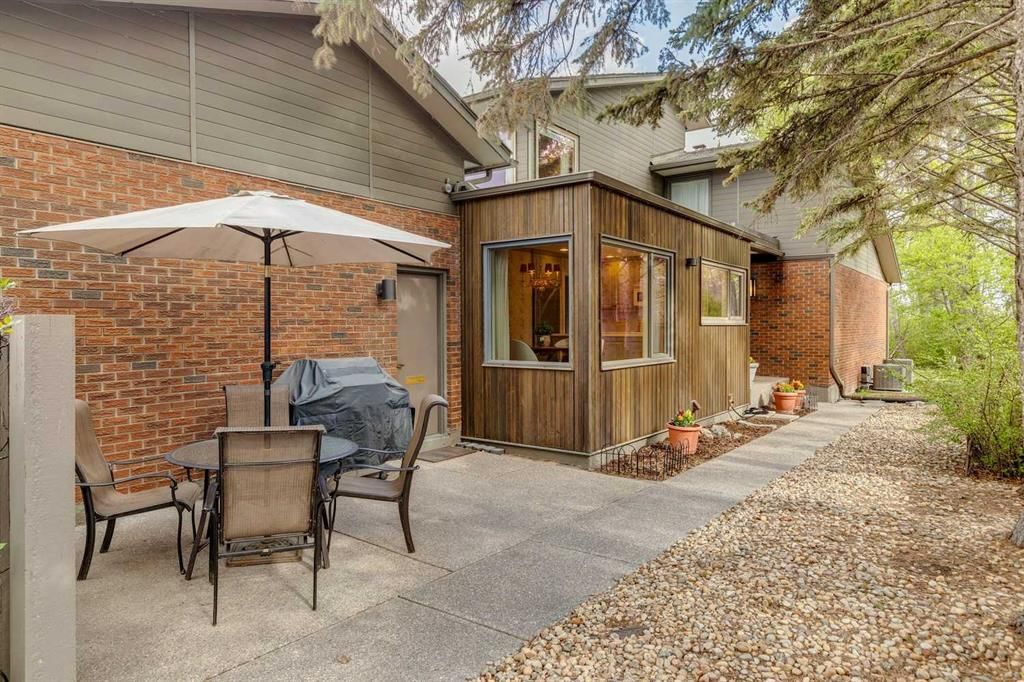 9, 68 Baycrest Place SW, Calgary — photo 4 of 46