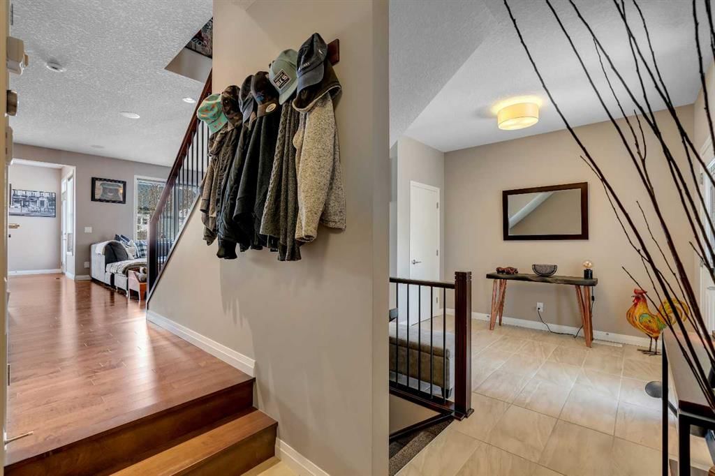90 Auburn Meadows Court SE, Calgary — photo 3 of 50