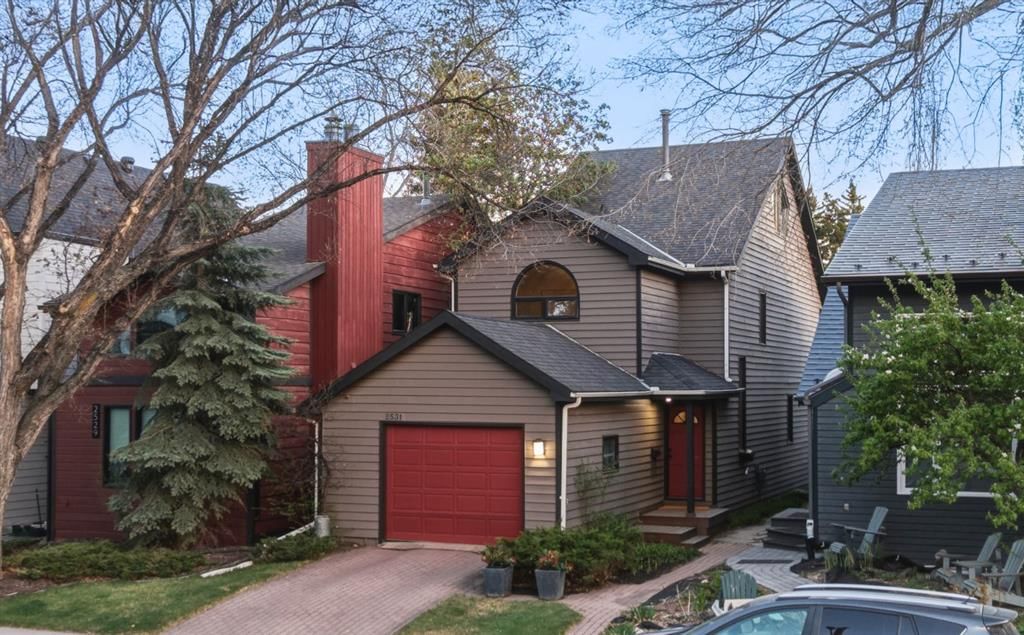 2531 7 Avenue NW, Calgary — photo 3 of 47