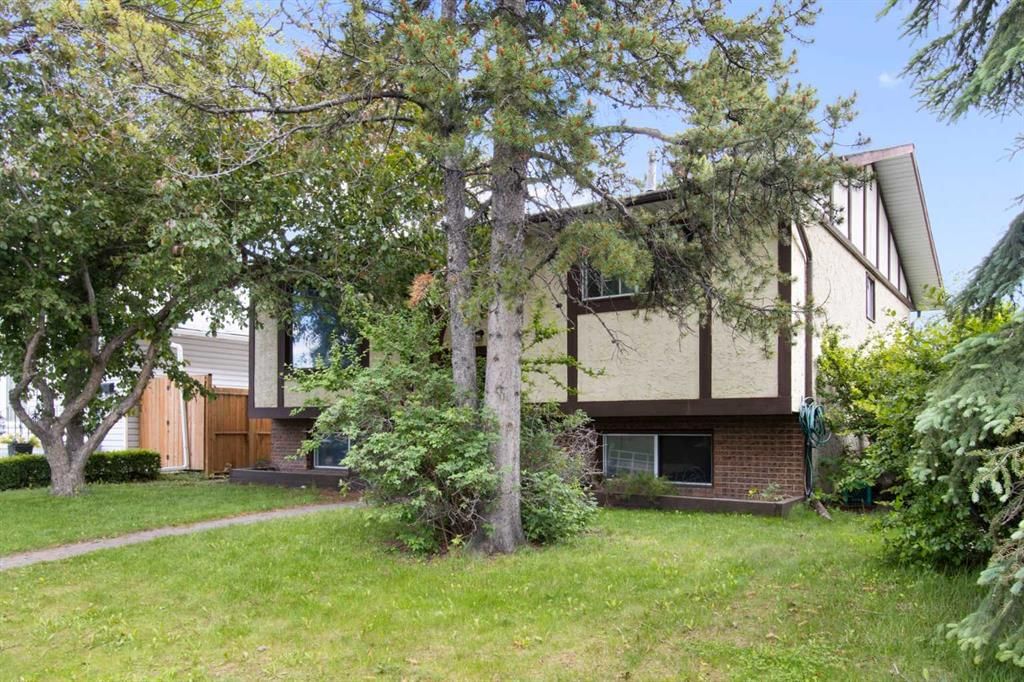 311 Templeside Circle NE, Calgary — photo 2 of 28
