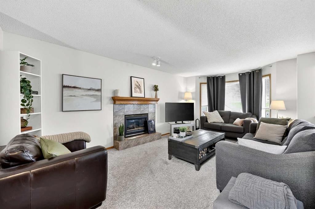 112 Hidden Ranch Crescent NW, Calgary — photo 5 of 50