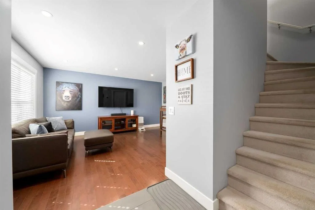 86 Everwillow Circle SW, Calgary — photo 3 of 31