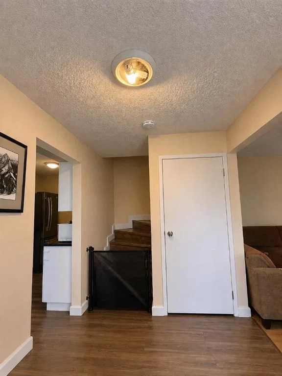 29, 4936 Dalton Drive NW, Calgary — photo 5 of 13