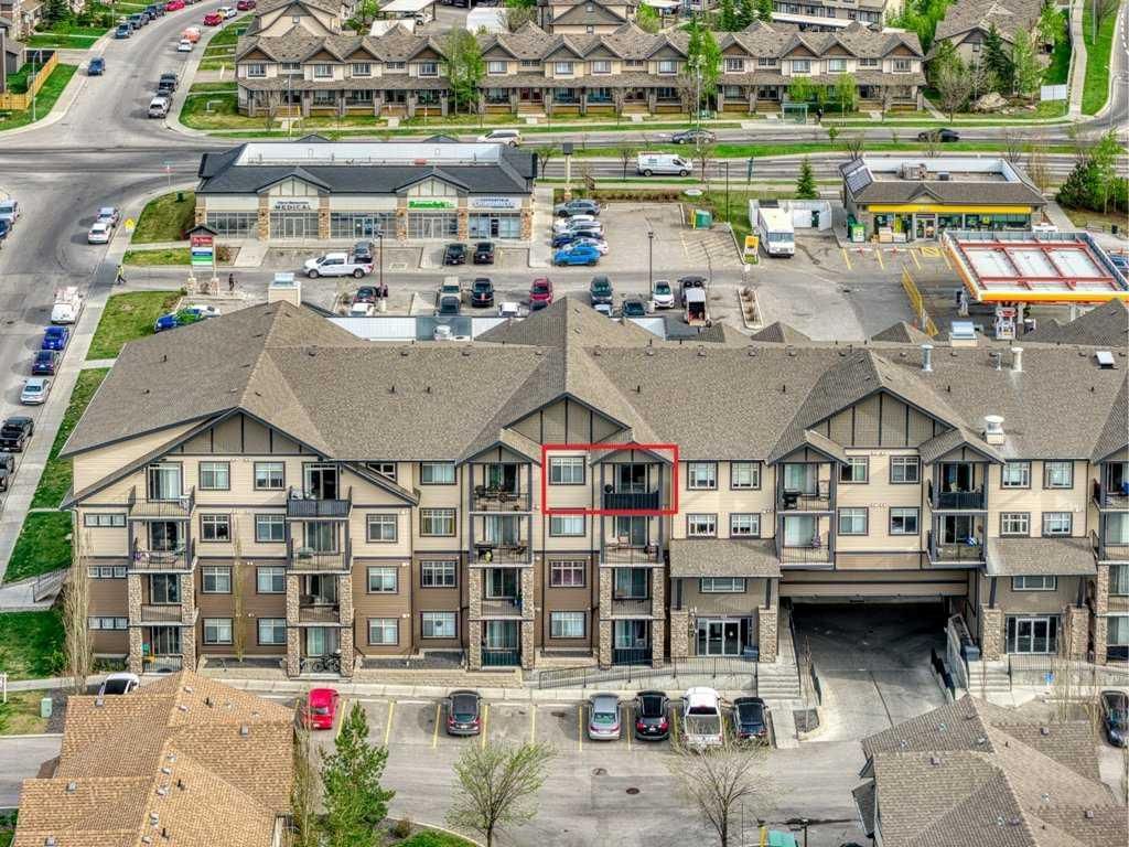 401, 117 Copperpond Common SE, Calgary — photo 2 of 27
