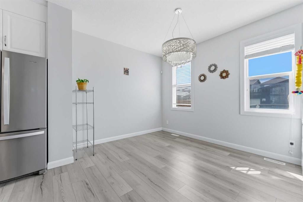 151 Evanscrest Park NW, Calgary — photo 4 of 30