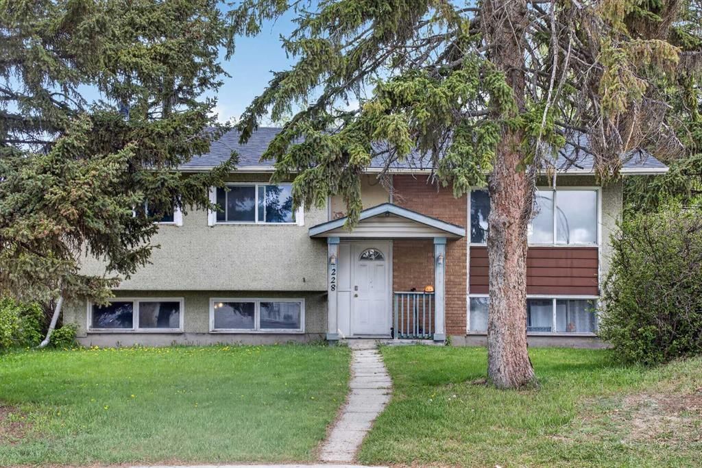 228 Van Horne Crescent NE, Calgary — photo 2 of 29