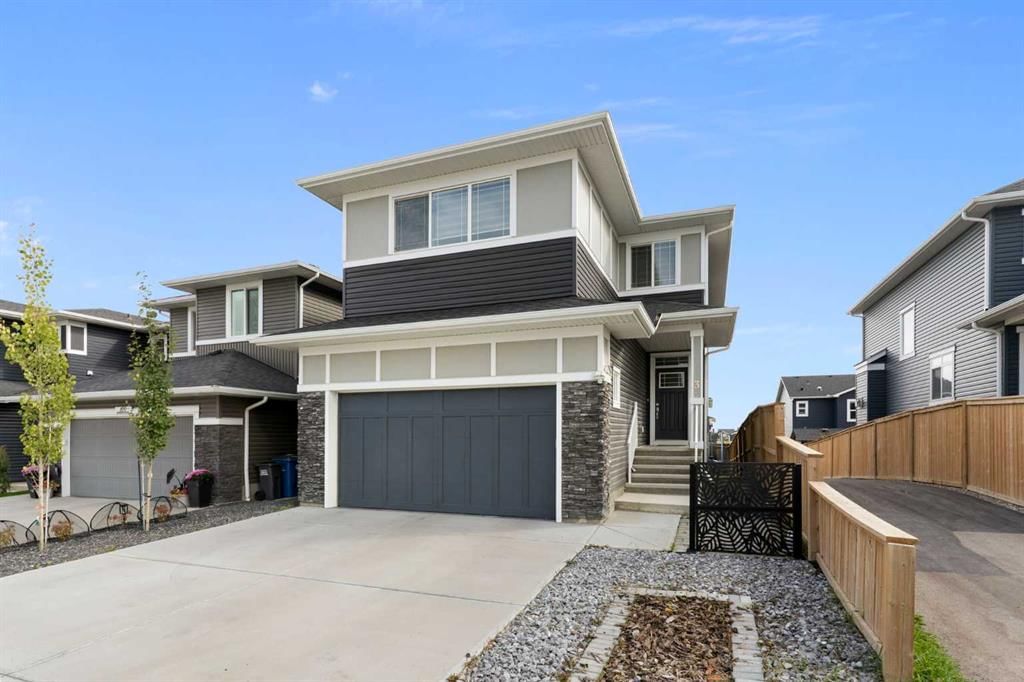 3 Rivercrest Common, Cochrane — photo 4 of 50